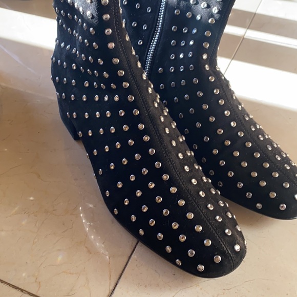 Saint Laurent crystal-embellished suede ankle boot - Picture 9 of 9